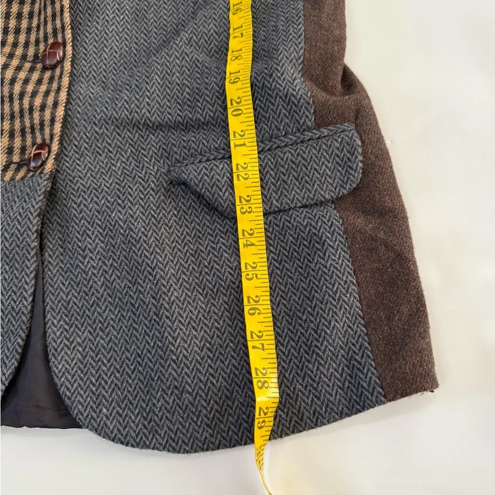 Eisen Atelier Patchwork wool blend Blazer neutral colorway in size medium - Picture 9 of 12